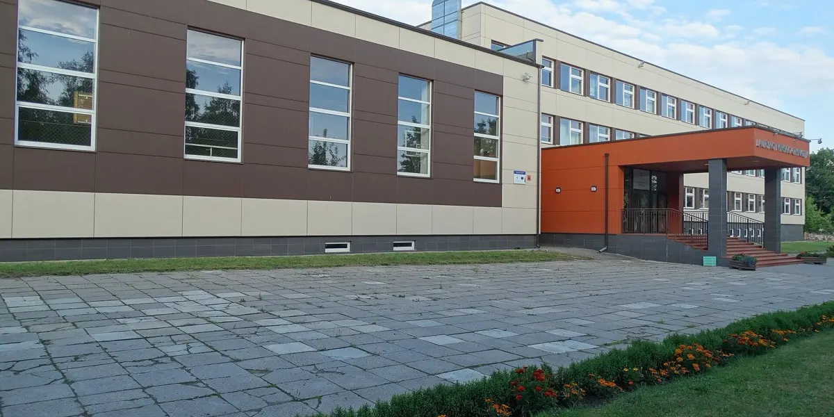 Šiaulių r. Kuršėnų Lauryno Ivinskio gimnazija, Kuršėnai