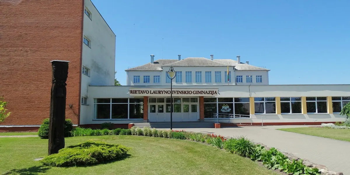 Rietavo Lauryno Ivinskio gimnazija, Rietavas