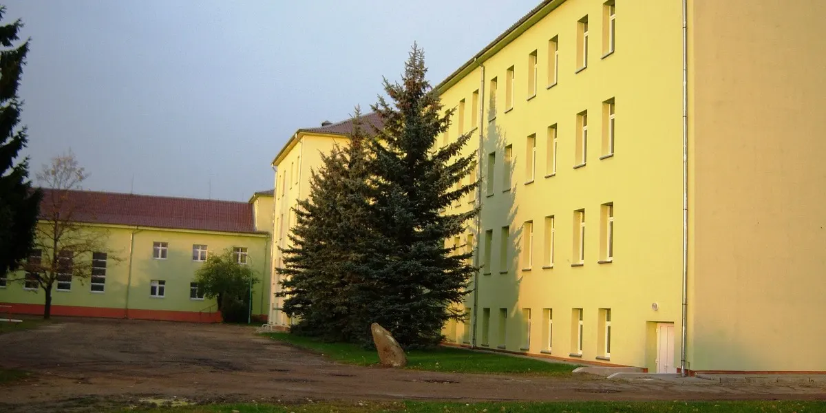 Skuodo Pranciškaus Žadeikio gimnazija, Skuodas